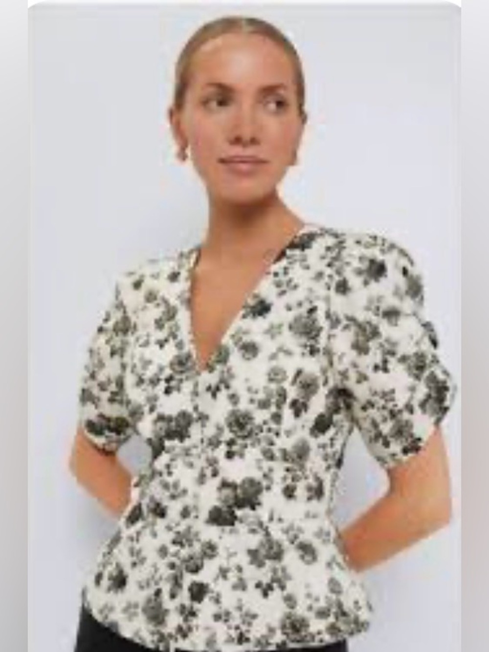 Tuckernuck Lisle Faded Roses Peplum Blouse NWT | Size Large